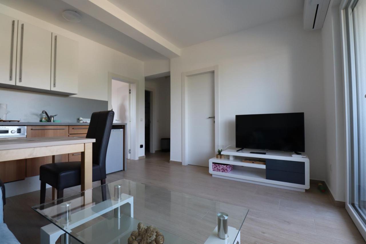 Medulin - Dani Apartment Eksteriør billede